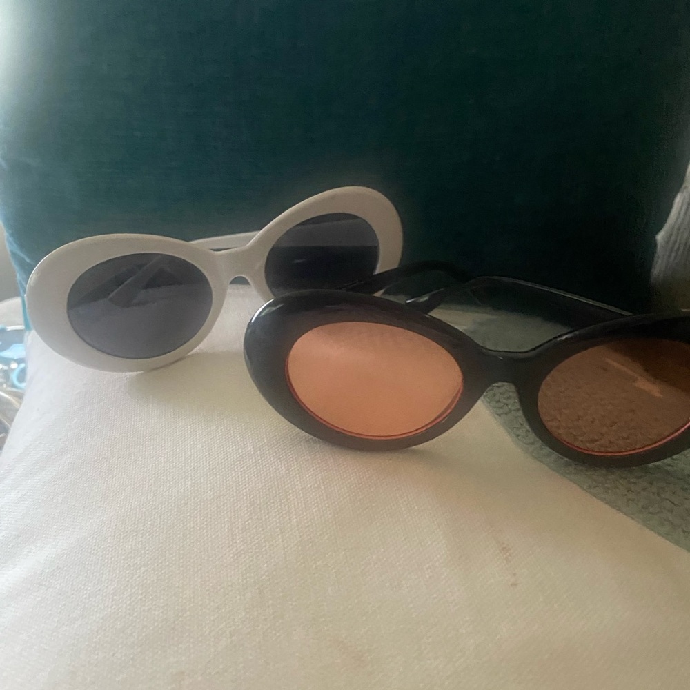 Stylish & Trendy Retro  Oval  Black and White Sunglasses Set aka Clout Goggles
